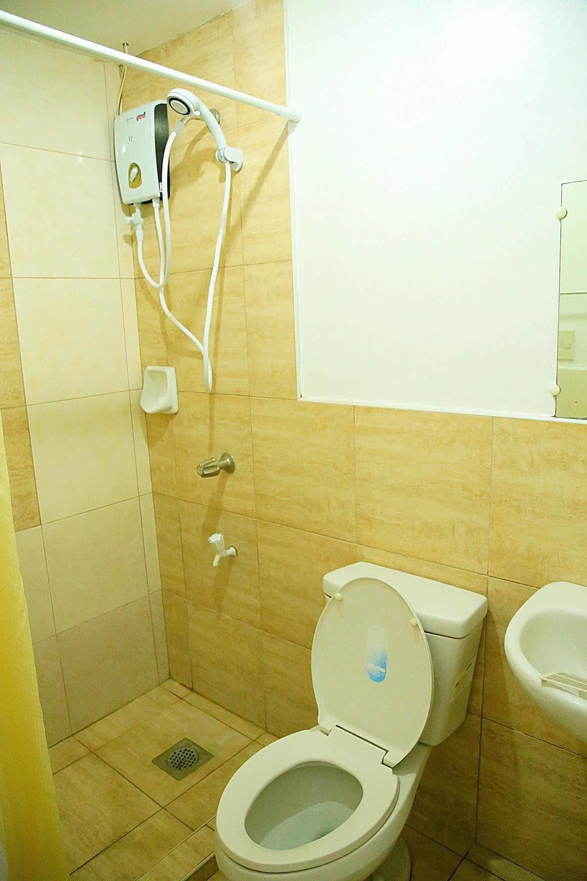 Travelbee Business Inn Себу Экстерьер фото
